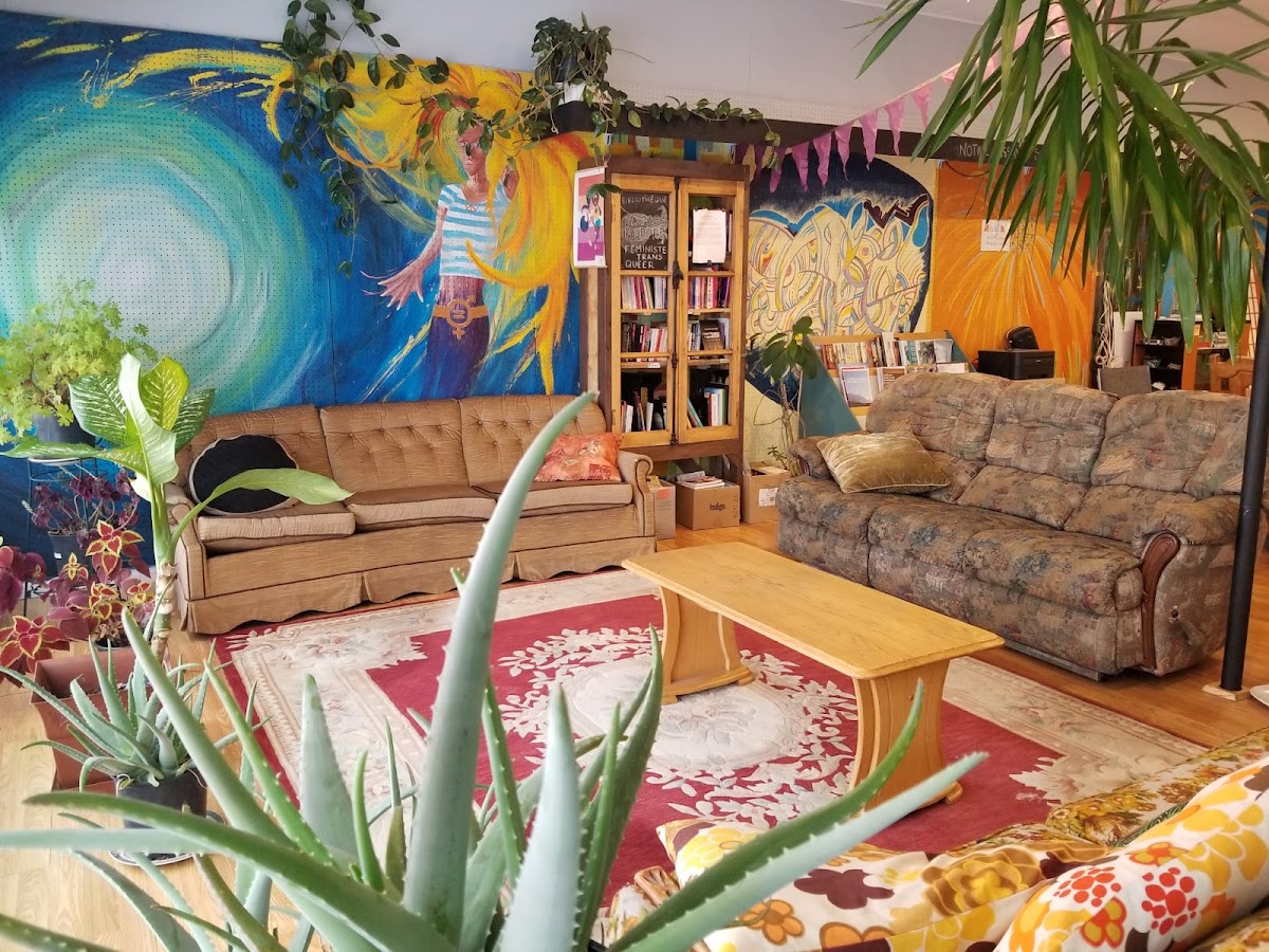 Loco Local - Photo 2