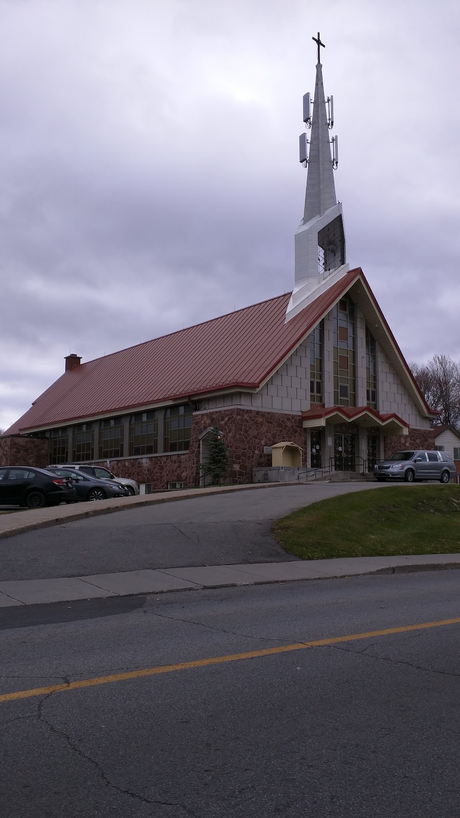 CARMEL, JOHANNE - Photo 1